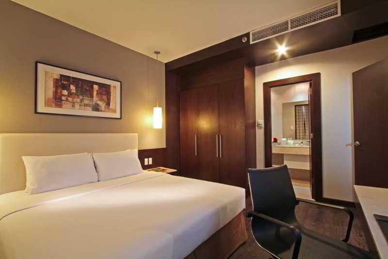 The B Hotel Alabang Muntinlupa City Kültér fotó