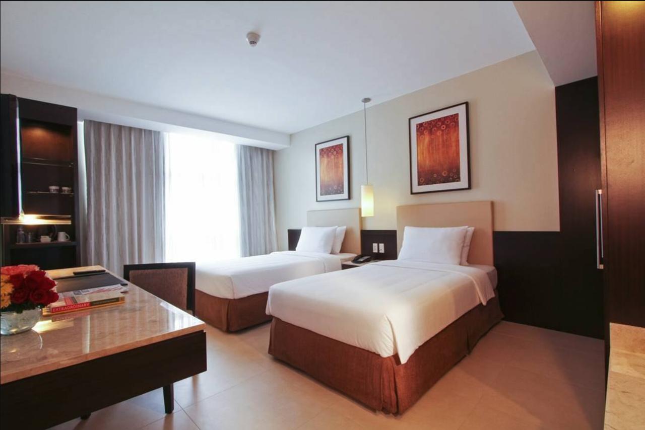 The B Hotel Alabang Muntinlupa City Kültér fotó