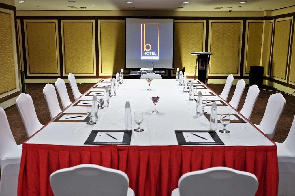 The B Hotel Alabang Muntinlupa City Létesítmények fotó