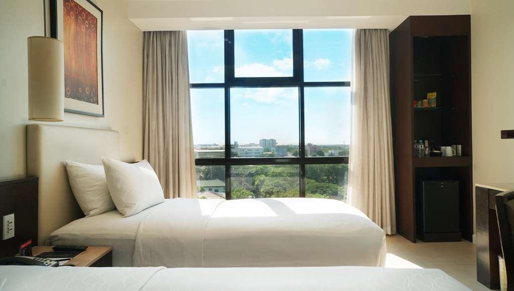 The B Hotel Alabang Muntinlupa City Szoba fotó